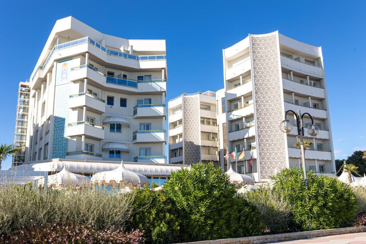 Luxor E Cairo The Beach Resort Lido di Jesolo Eksteriør billede