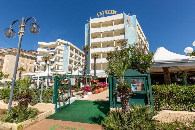 Luxor E Cairo The Beach Resort Lido di Jesolo Eksteriør billede